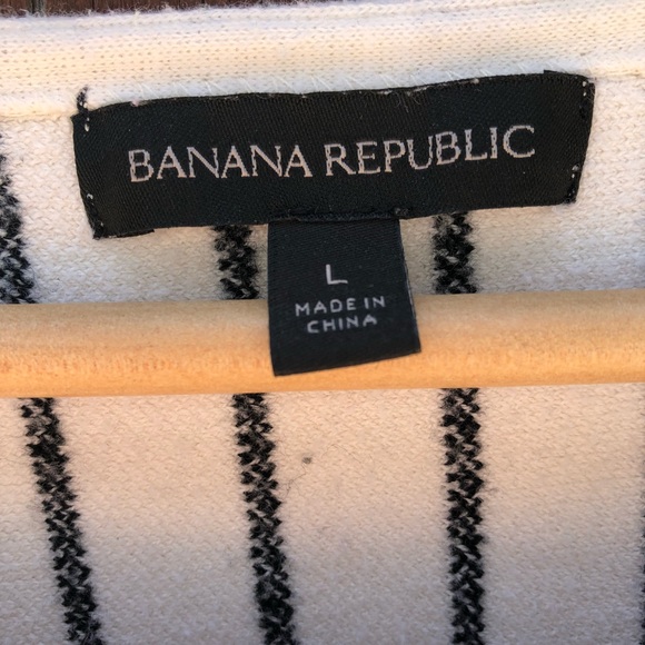 Stripped Banana Republic sweater 🌵 - Picture 1 of 3